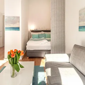 Luxurious And Bright, 5 Min To City Center Viyana